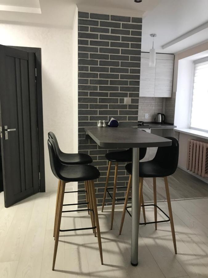 Апартаменти Studio Loft Style Csernyihiv Kültér fotó